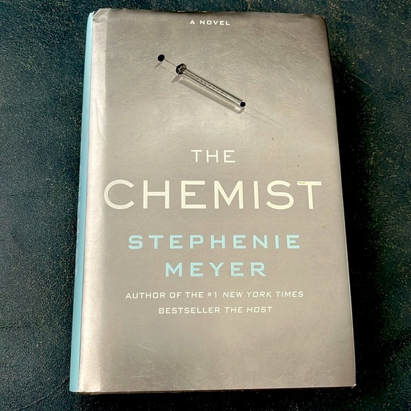 Stephanie Meyer The Host & The Chemist - Picture 3 of 5